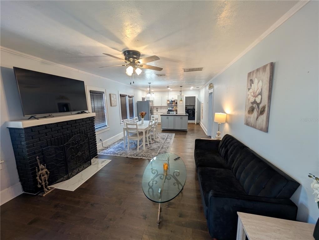 771 14th Avenue S - Photo 2