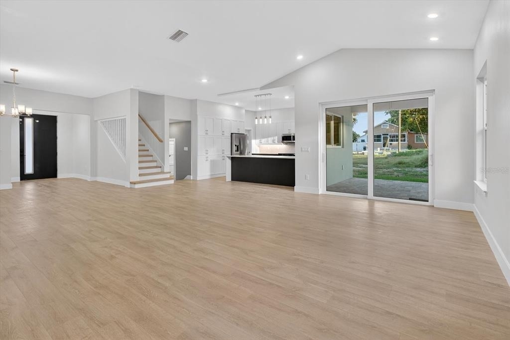 207 Athens Street - Photo 20