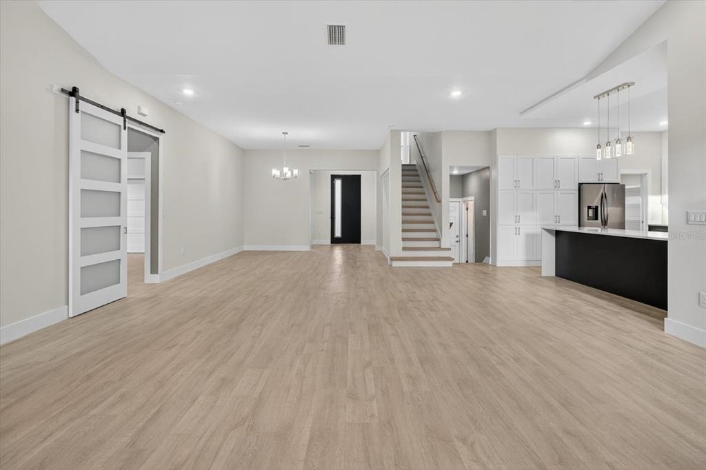 207 Athens Street - Photo 19