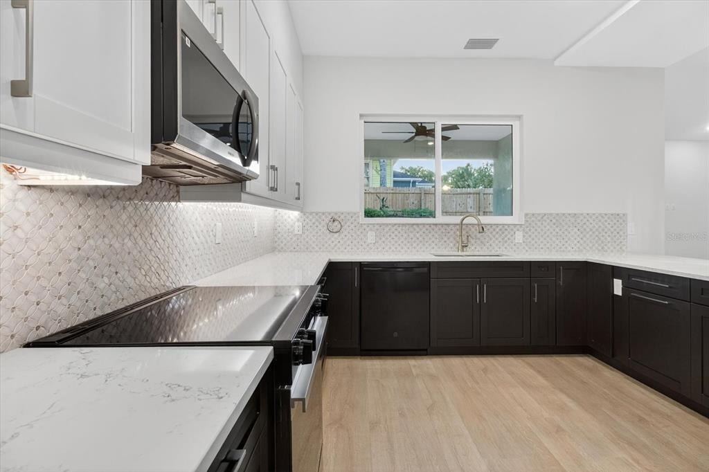 207 Athens Street - Photo 31
