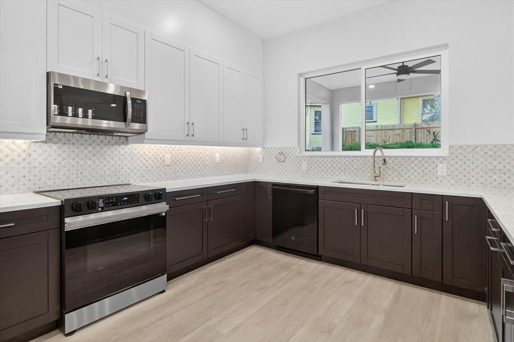 207 Athens Street - Photo 26