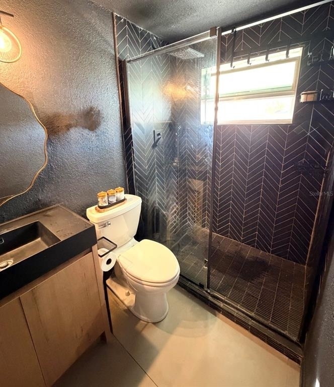 7060 52nd Street N - Photo 5