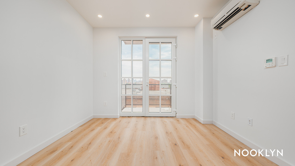 68 Gold Street - Photo 2