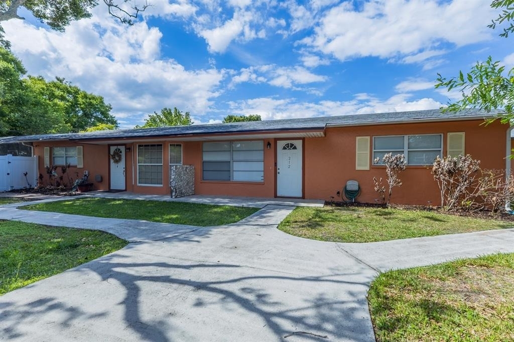 212 Tenneessee Avenue - Photo 0