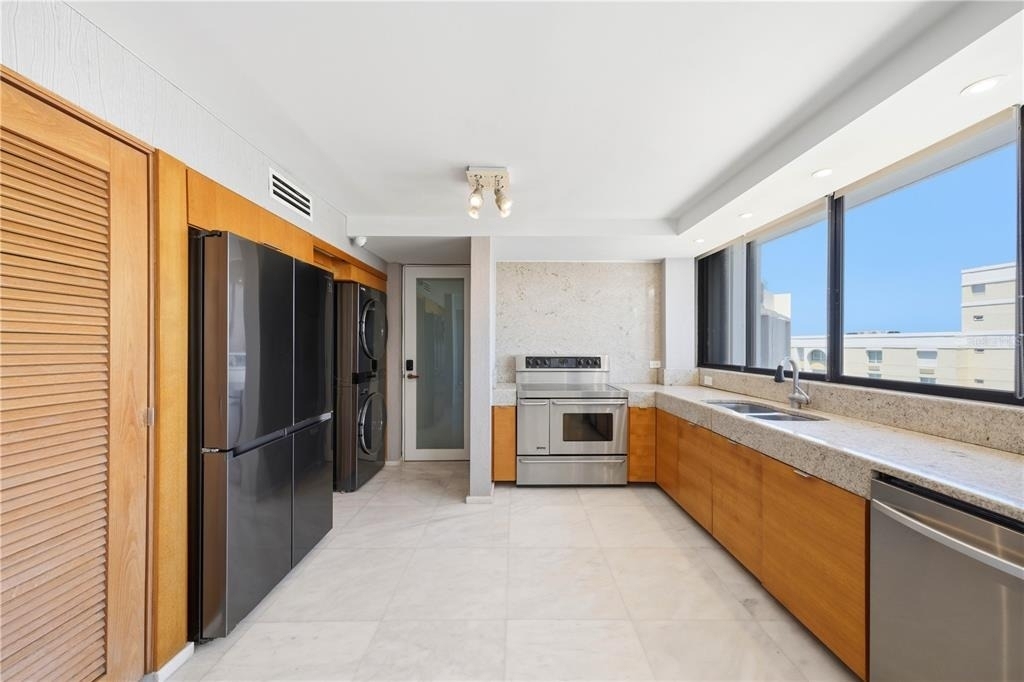 1 Taft Street - Photo 8
