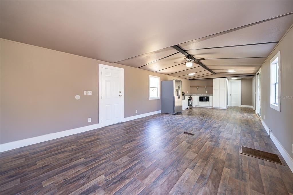 101 Caroline Avenue - Photo 5