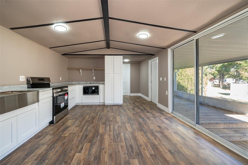 101 Caroline Avenue - Photo 8