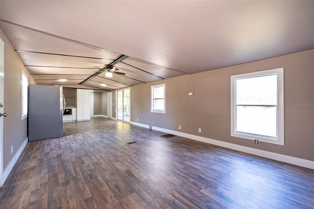 101 Caroline Avenue - Photo 4