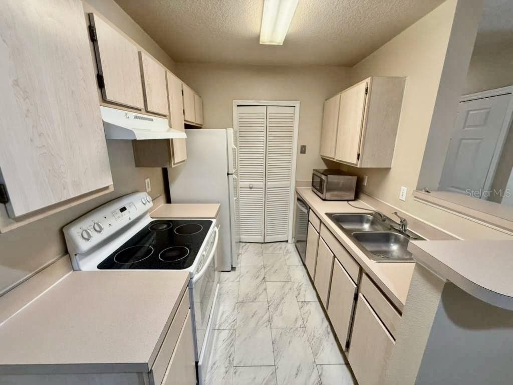 4332 S Kirkman Road - Photo 6