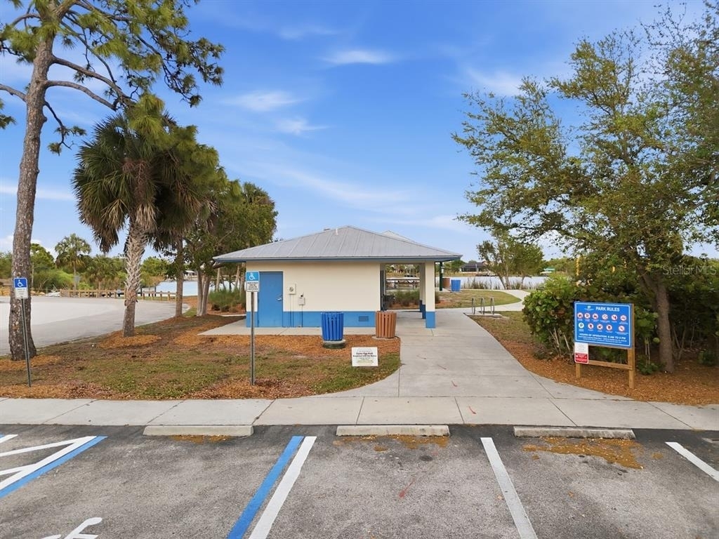 10047 Amicola Street - Photo 17