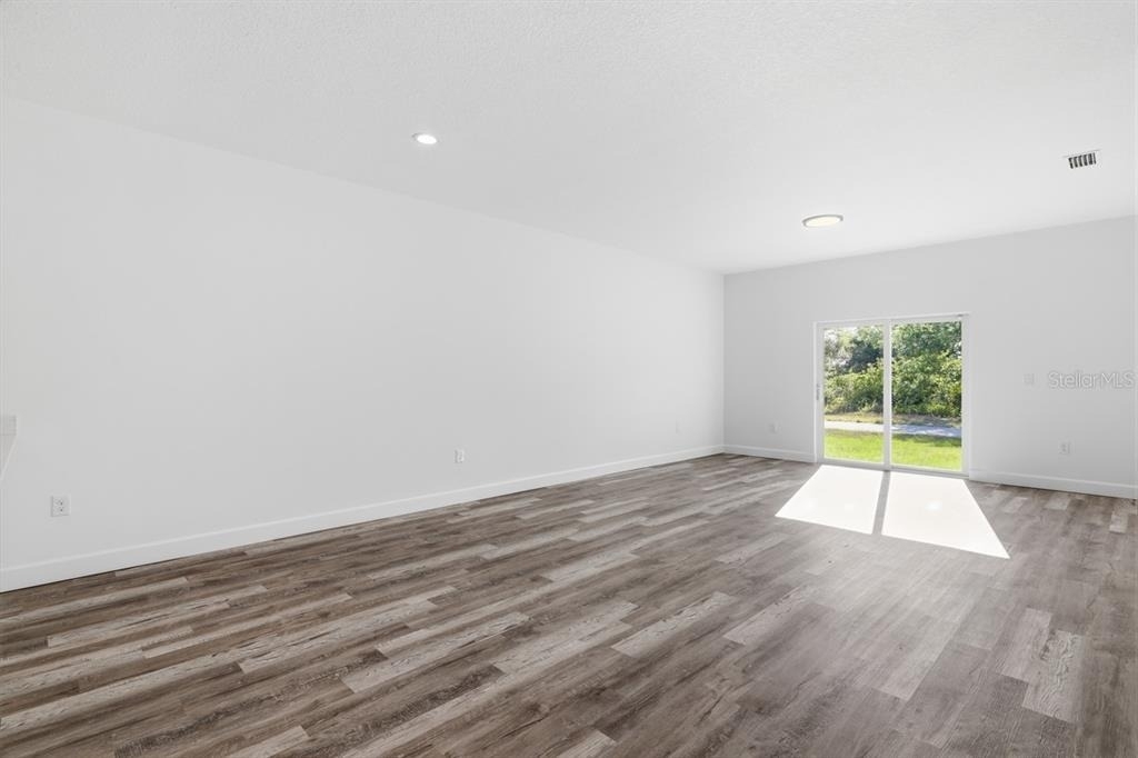 10047 Amicola Street - Photo 6