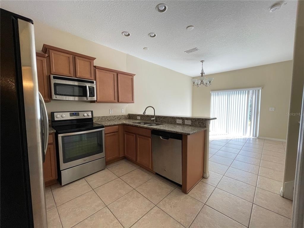 10616 Savannah Plantation Court - Photo 3