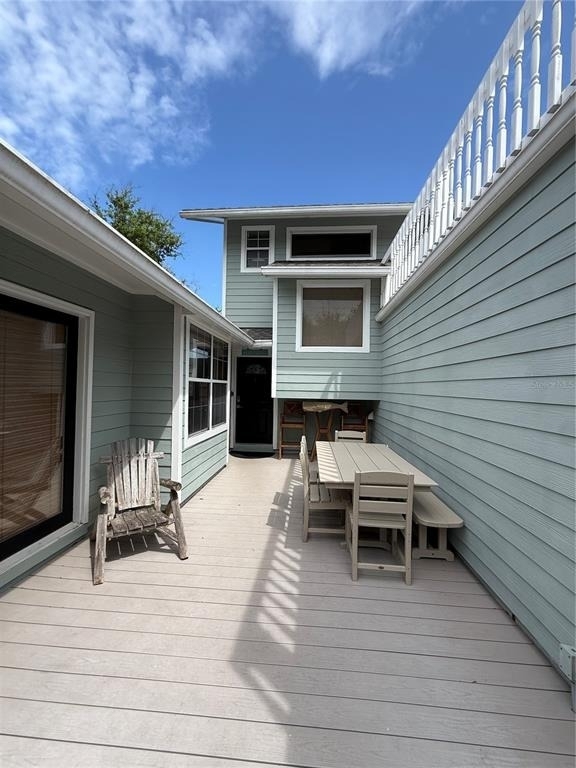509 N Peninsula Avenue - Photo 1