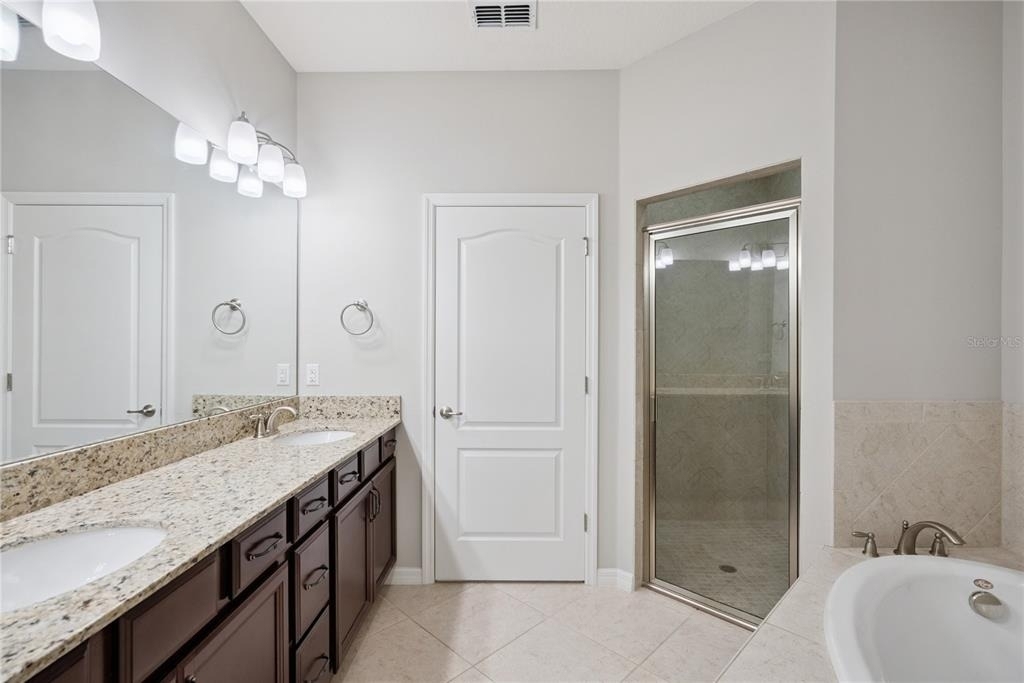 5640 Siracusa Lane - Photo 12