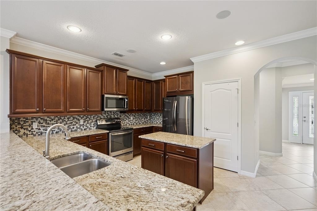 5640 Siracusa Lane - Photo 3