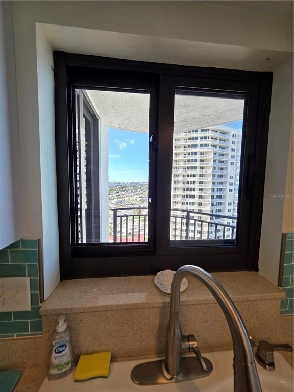 2555 S Atlantic Avenue - Photo 13