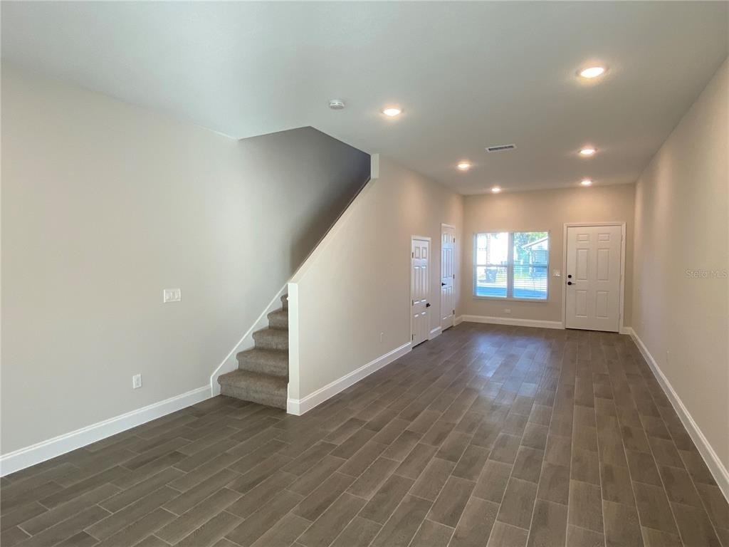732 S Lee Avenue - Photo 2