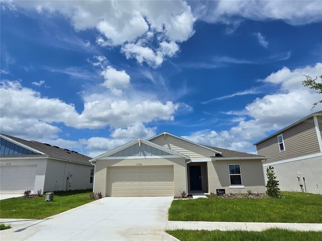 1728 Vanilla Street - Photo 0