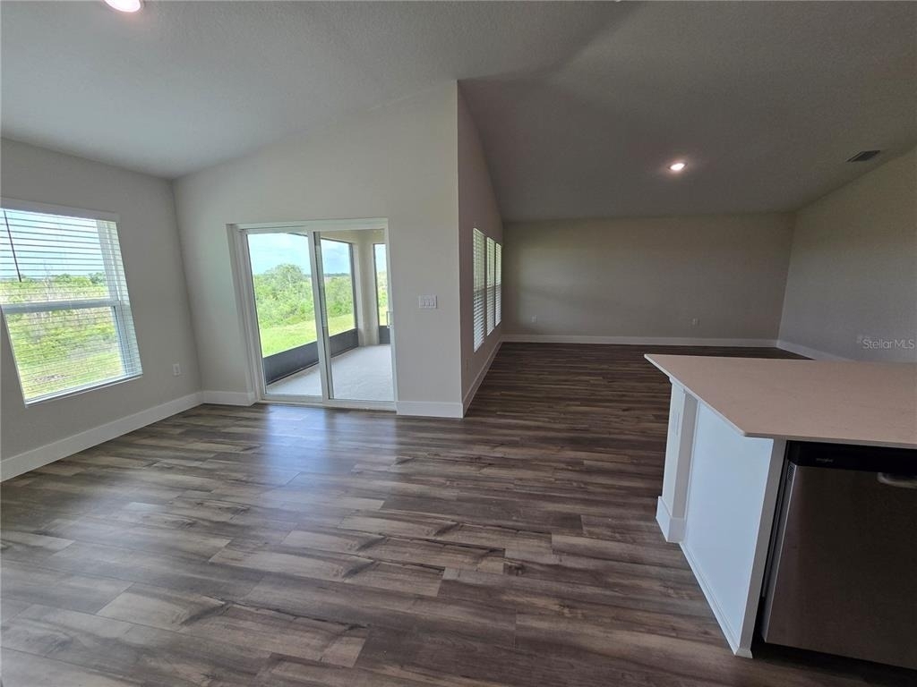 1728 Vanilla Street - Photo 18