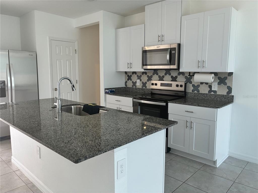 4981 Kaia Avenue - Photo 3