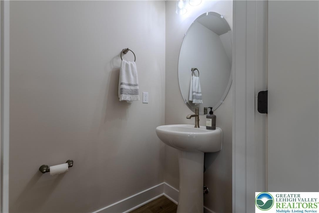 1411 Greenview Drive - Photo 10