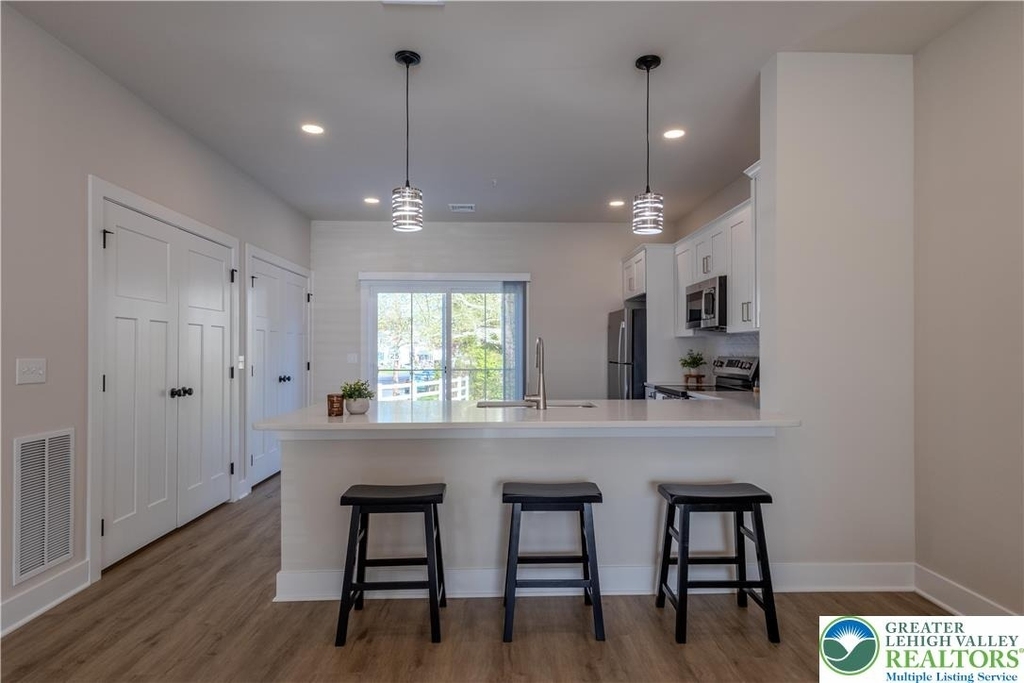 1411 Greenview Drive - Photo 7