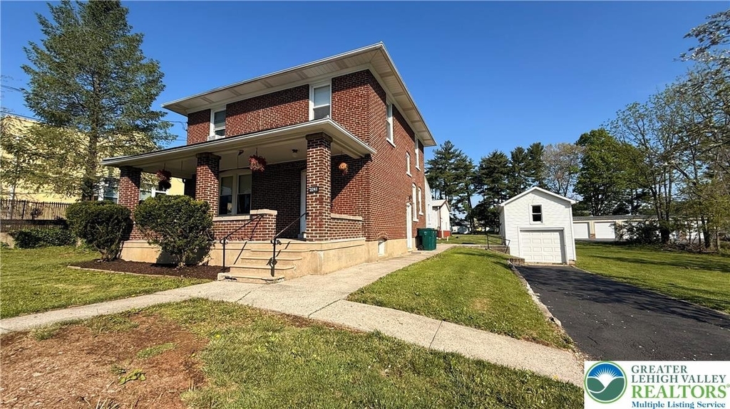 3241 Freemansburg Avenue - Photo 14
