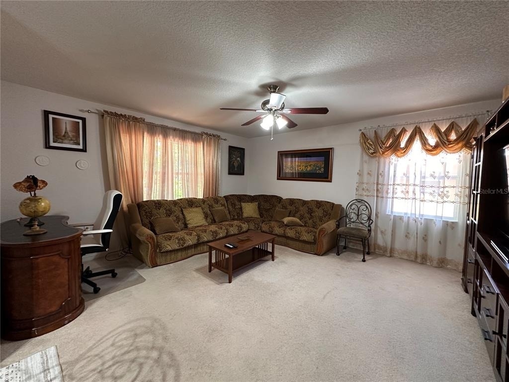 4600 E Moody Boulevard - Photo 1