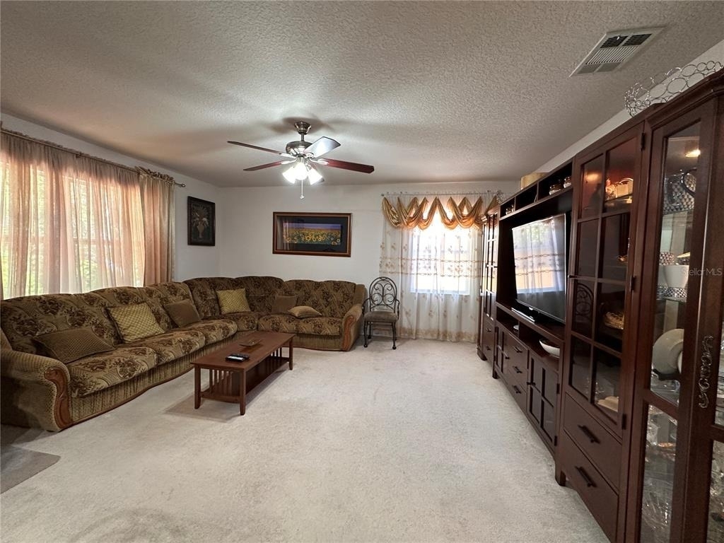 4600 E Moody Boulevard - Photo 2