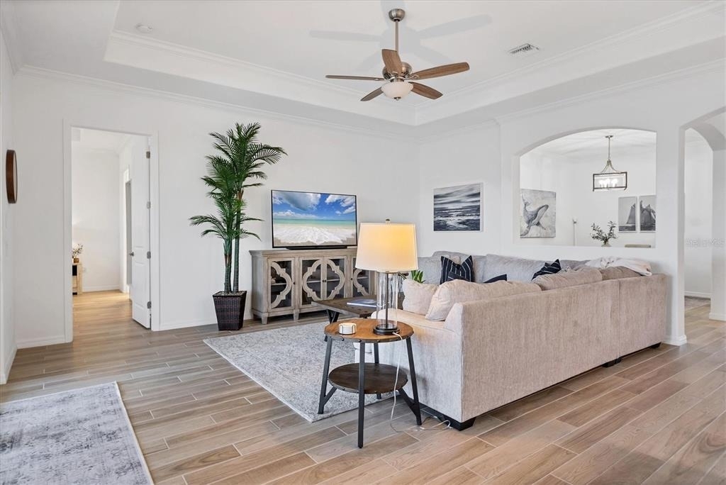 25228 Longmeadow Drive - Photo 4