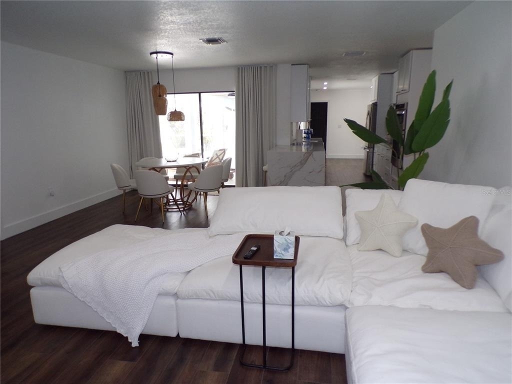 1802 Los Alamos Drive - Photo 7