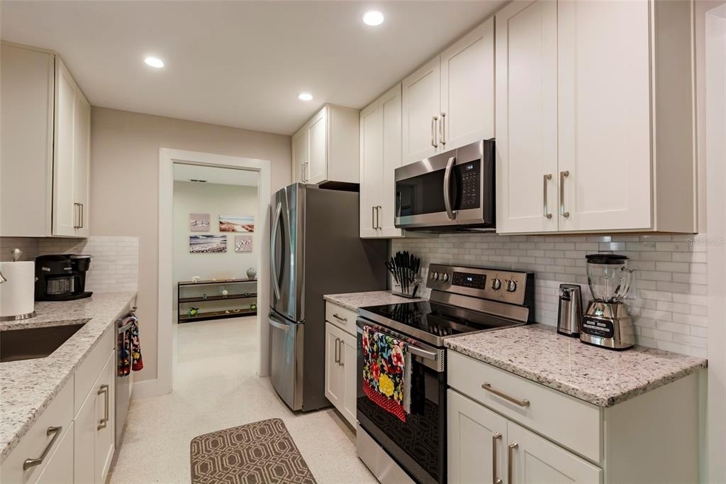 3005 Chase Circle - Photo 7