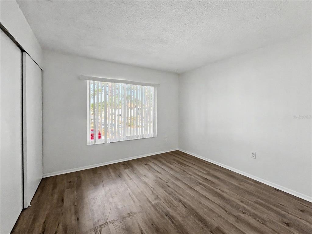 2752 Hidden Lake Boulevard - Photo 10