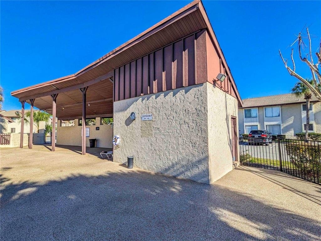 2752 Hidden Lake Boulevard - Photo 16