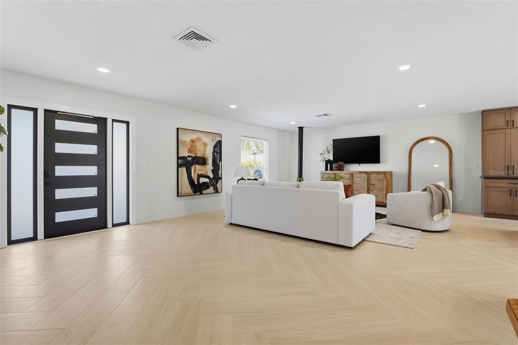 501 65th Street - Photo 8