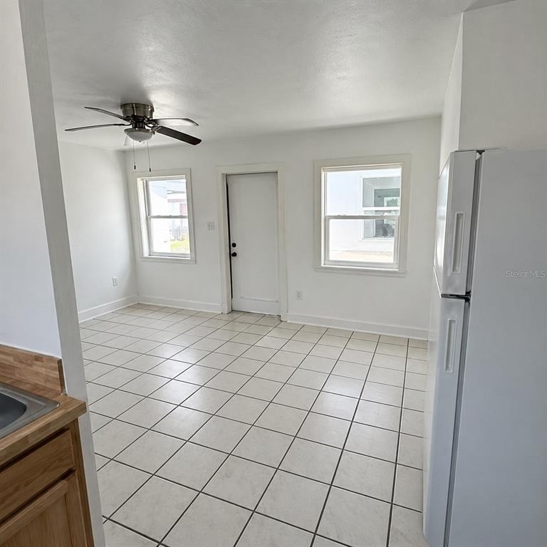 601 Corey Avenue - Photo 4