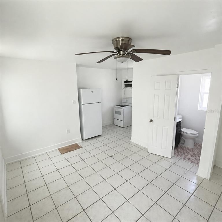 601 Corey Avenue - Photo 2
