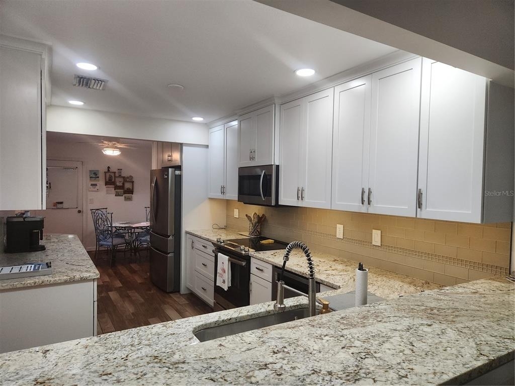 3411 Avenida Madera - Photo 7