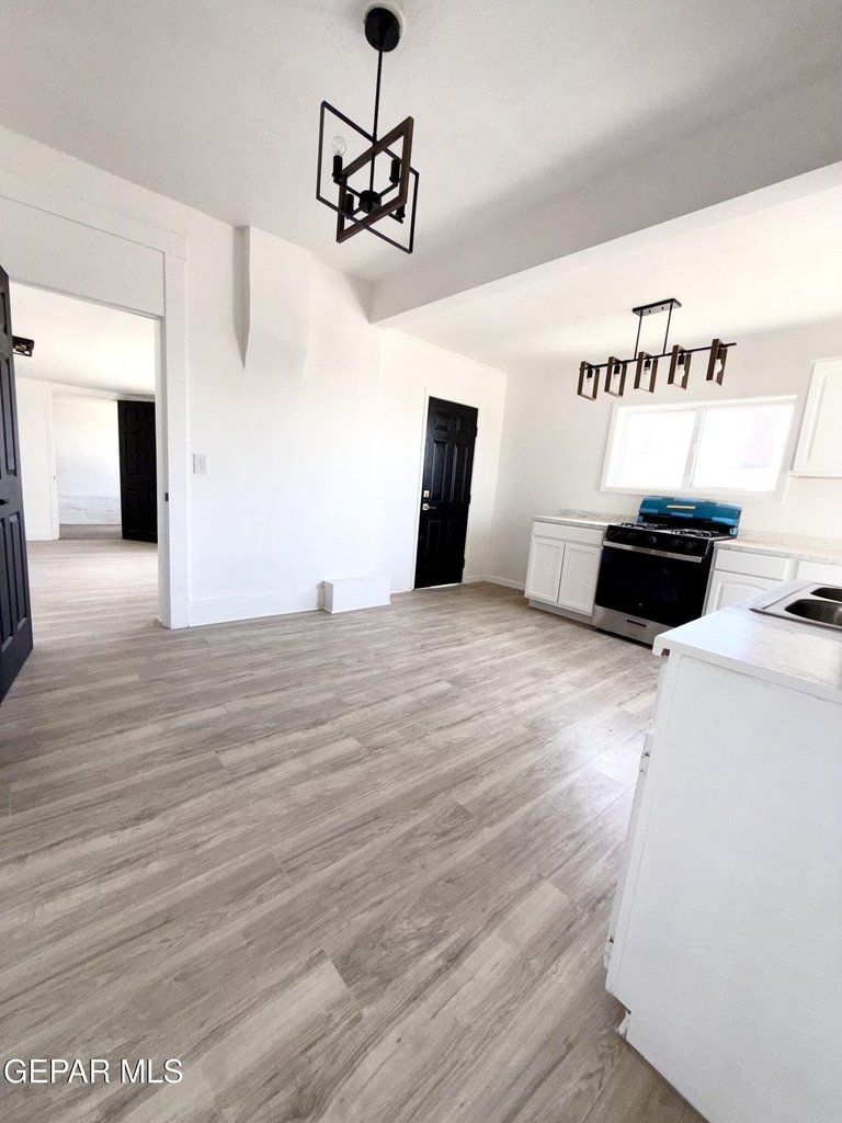 3203 Frankfort Avenue - Photo 12