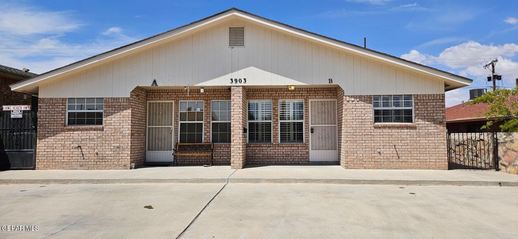 3903 Van Buren Avenue - Photo 0