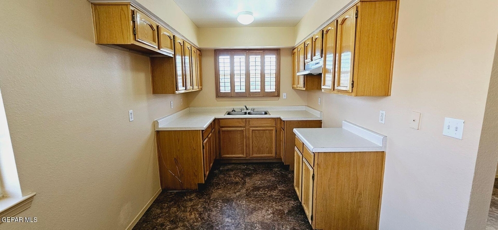 3903 Van Buren Avenue - Photo 4
