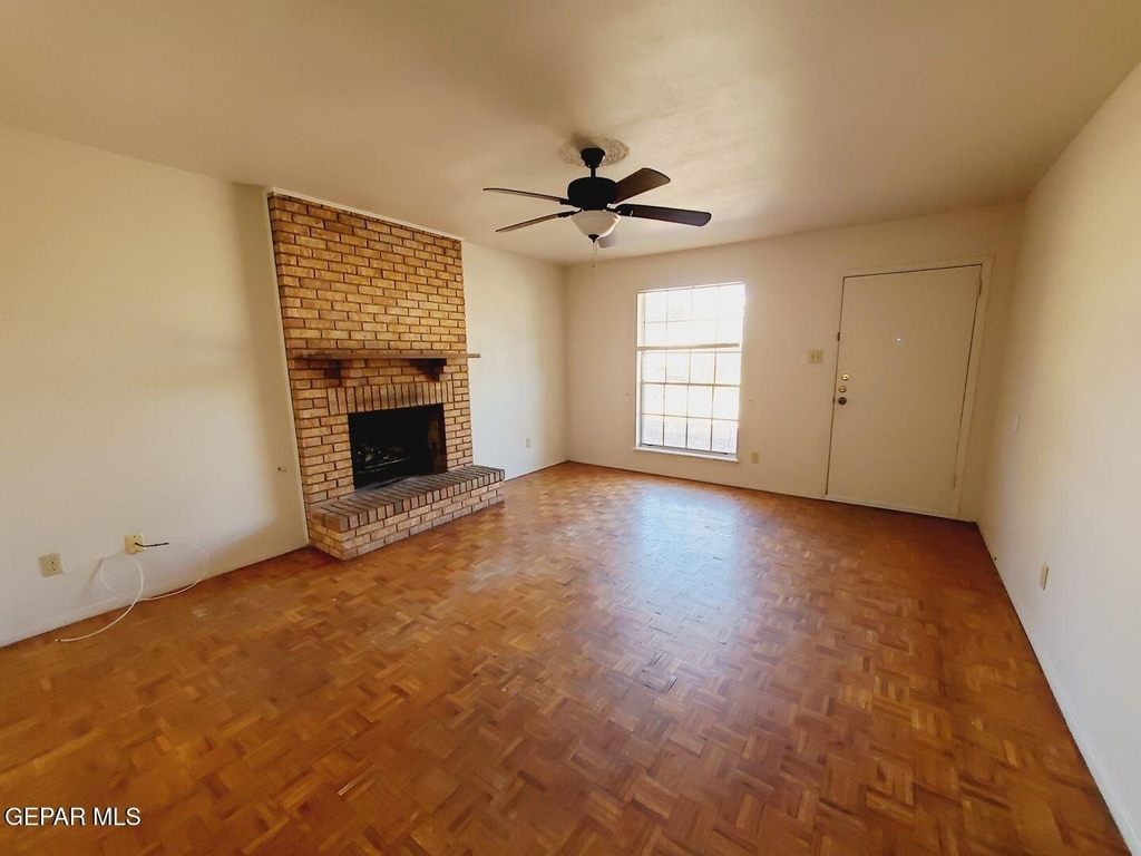 3146 Federal Avenue - Photo 3
