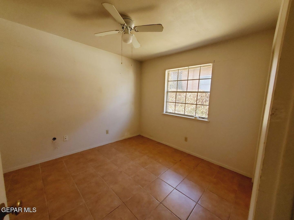 3146 Federal Avenue - Photo 5