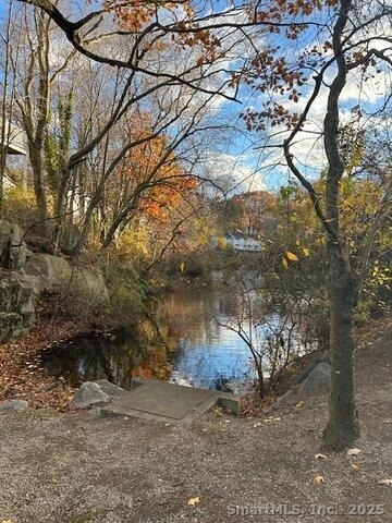 38b Putnam Green - Photo 1