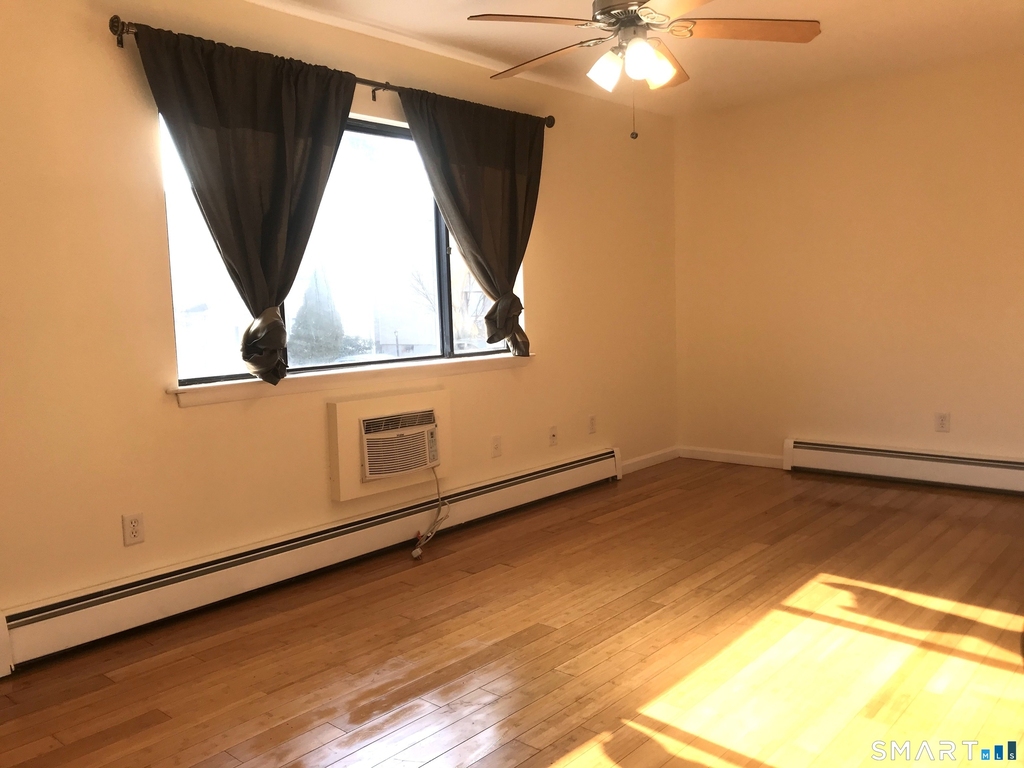 60 Plainfield Avenue - Photo 3