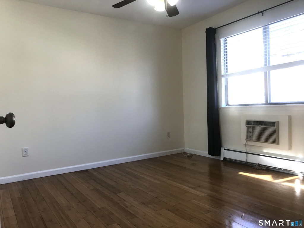 60 Plainfield Avenue - Photo 17