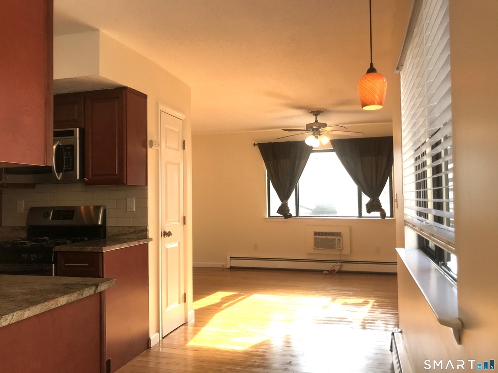 60 Plainfield Avenue - Photo 13