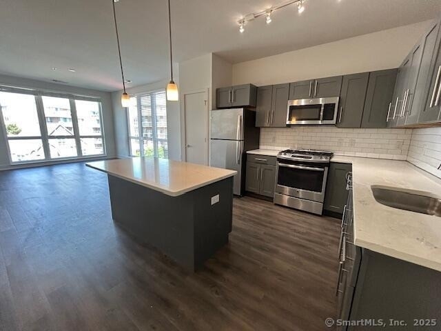 112a Southfield Avenue - Photo 2
