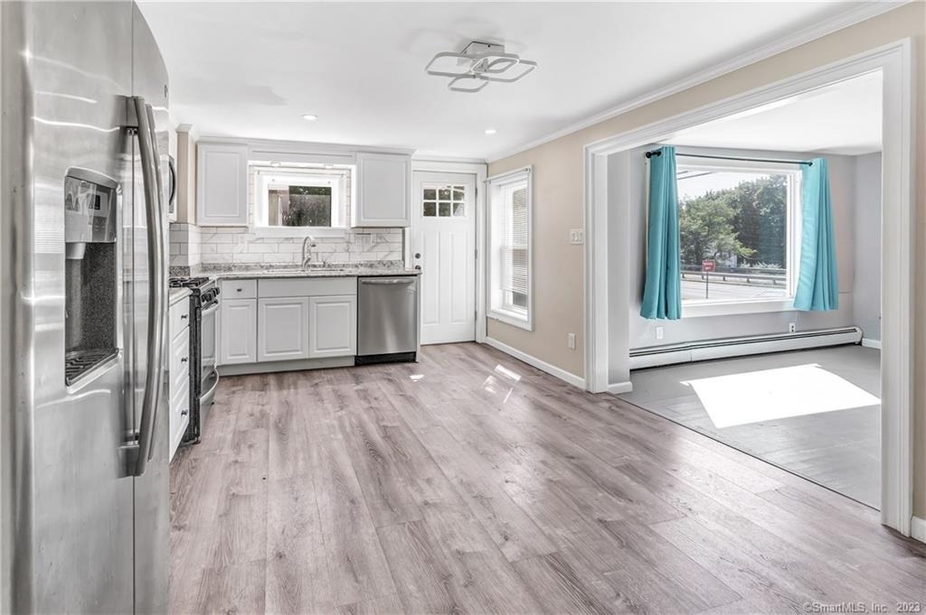 156 New Haven Avenue - Photo 3