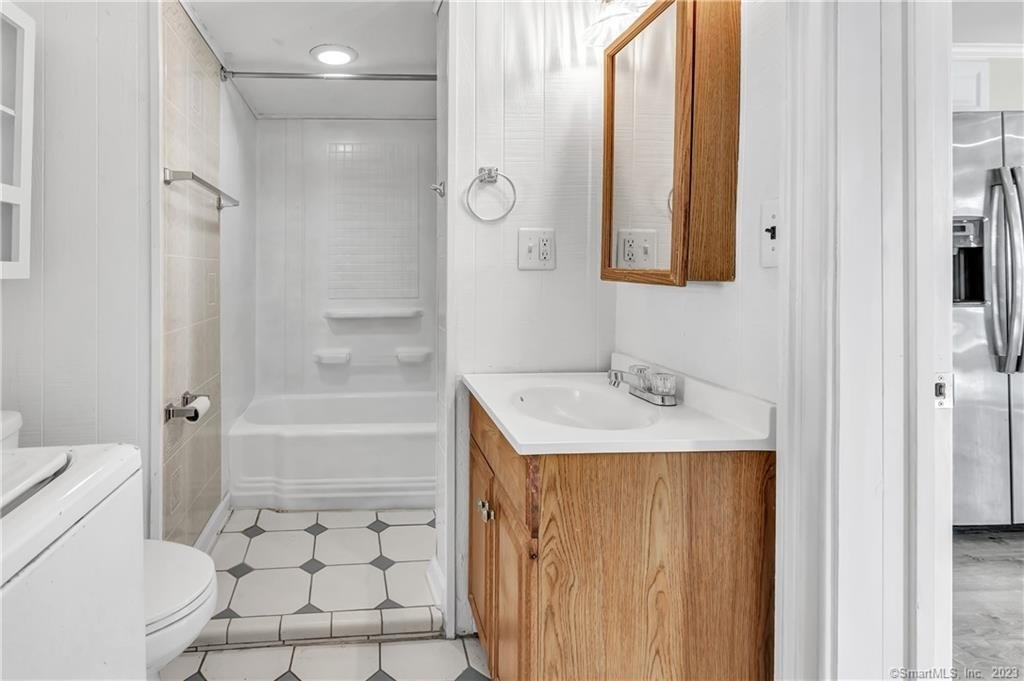 156 New Haven Avenue - Photo 13